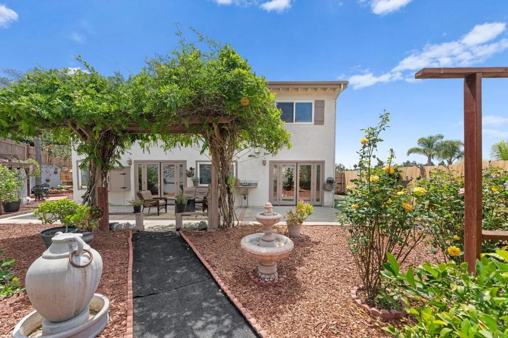 https://cdn.realtyfeed.com/cdn/127/306752641/393b5136bd90249ad21583ef46036ae4.webp