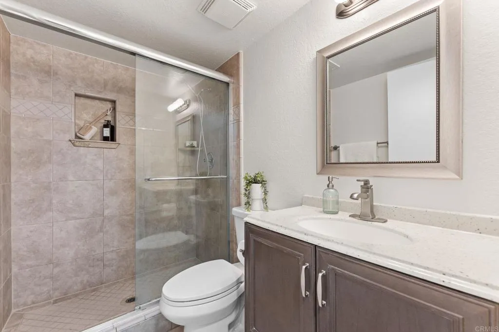 https://cdn.realtyfeed.com/cdn/127/306752641/9ced49e17c1b460f7953deedec5e39c3.webp