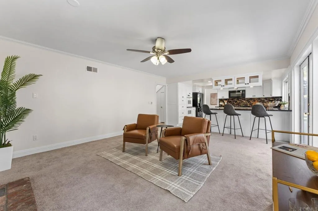 https://cdn.realtyfeed.com/cdn/127/306752641/bb49859a9ea85286a2f4351f91fdf383.webp