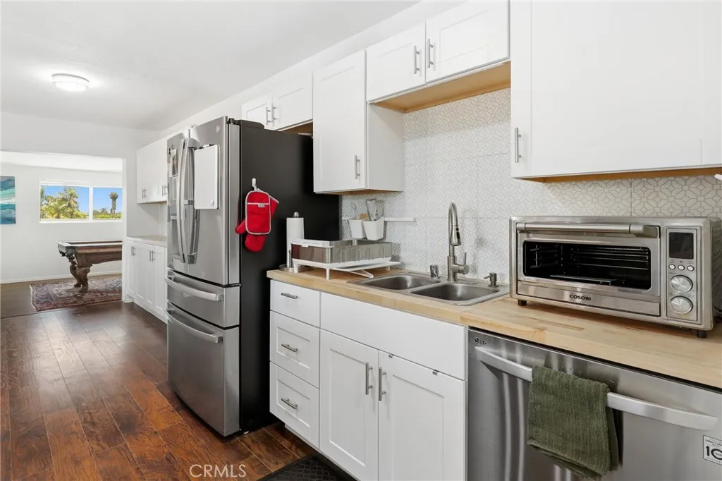 https://cdn.realtyfeed.com/cdn/127/306752654/4b9f999306f4599327600b6d89f67860.webp