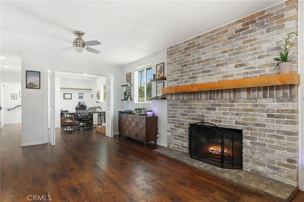 https://cdn.realtyfeed.com/cdn/127/306752654/62068c6805b1cdc2688f87b2c4639980.webp