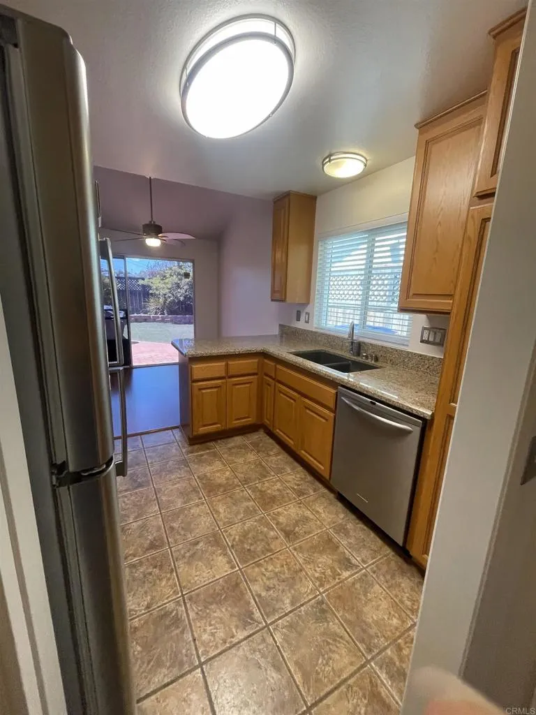 Photo #8: PTP2604840 Listing: Photo #8