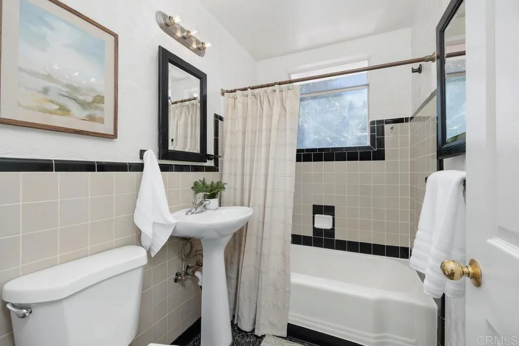 https://cdn.realtyfeed.com/cdn/127/306752668/71debfb241479925ca3c24c45afe08ef.webp