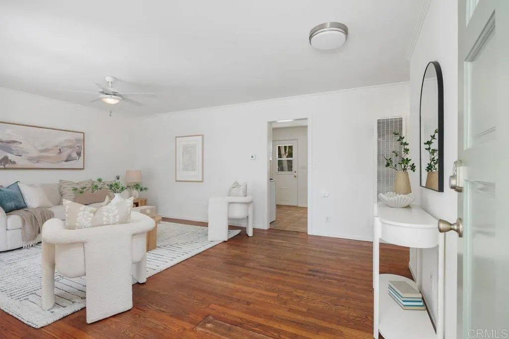 https://cdn.realtyfeed.com/cdn/127/306752668/c13c064c869c05966cb1657f994553e2.webp