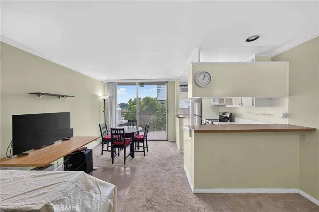 6151 Orange Street Unit 320, Los Angeles, CA 90048 - Photo 4 of 50, Los Angeles, CA
