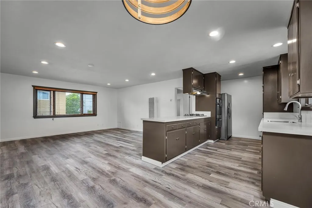 727 S Elvira Avenue, Redondo Beach, CA 90277 - Photo 4 of 16, Redondo Beach, CA