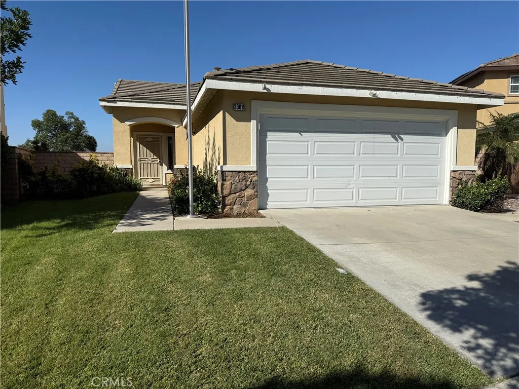 33015 Eagle Point Drive, Yucaipa, CA 92399 - Photo 2 of 18, Yucaipa, CA