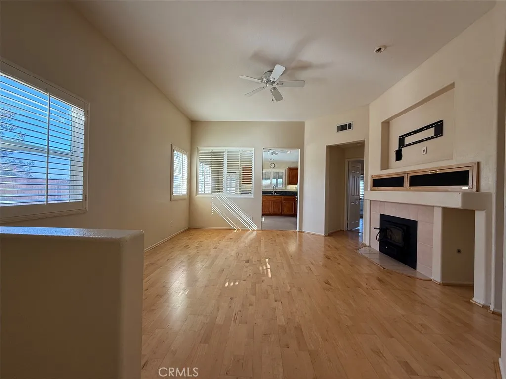 33015 Eagle Point Drive, Yucaipa, CA 92399 - Photo 3 of 18, Yucaipa, CA