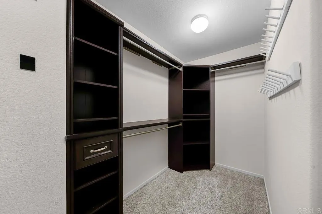https://cdn.realtyfeed.com/cdn/127/306752710/00a32e13fa8c3de91593e831e12eda2d.webp