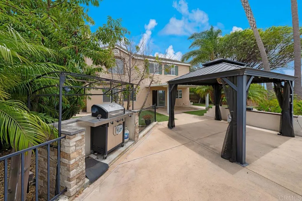 https://cdn.realtyfeed.com/cdn/127/306752710/250c3904d9d350112eec24eb2a79e067.webp