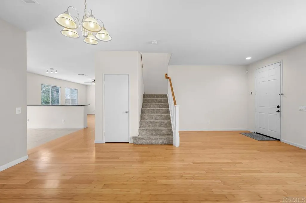 https://cdn.realtyfeed.com/cdn/127/306752710/c072c44a4ff22d53f8830ec225b9f8cb.webp