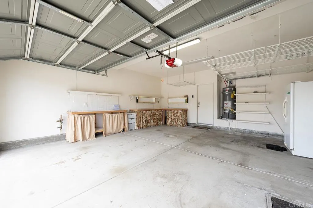 https://cdn.realtyfeed.com/cdn/127/306752710/f6f7e4cb07f34955f4a07e5be3451e1d.webp