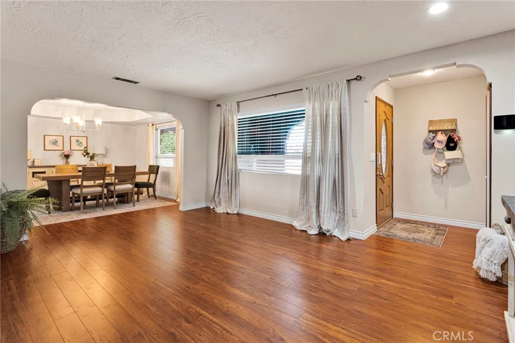 19075 Bay Meadows, Apple Valley, CA 92308 - Photo 4 of 43, Apple Valley, CA
