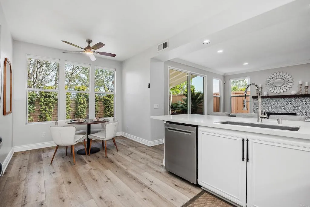 https://cdn.realtyfeed.com/cdn/127/306752731/4c4dc1f427f752b7e72492e8e3af82dc.webp