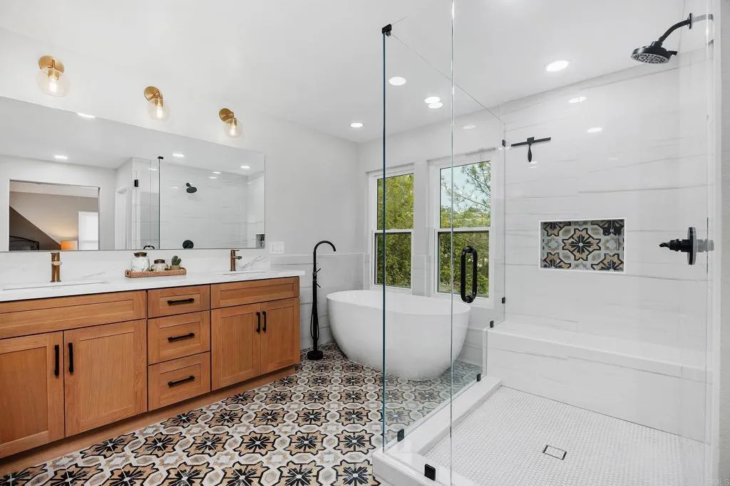https://cdn.realtyfeed.com/cdn/127/306752731/76ec3900c59c476a73e56df013e8ff22.webp