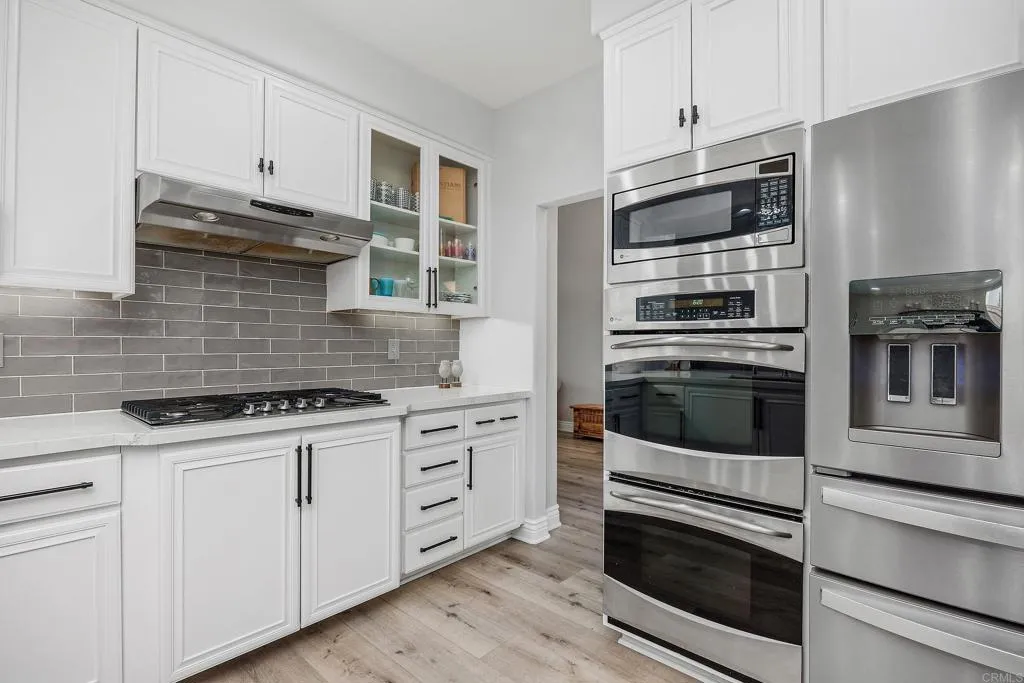 https://cdn.realtyfeed.com/cdn/127/306752731/844ec4bc8dc587f4c896fd68130b356b.webp