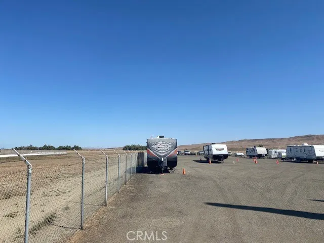 1075 W Elm, Coalinga, CA 93210 - Photo 2 of 9, Coalinga, CA