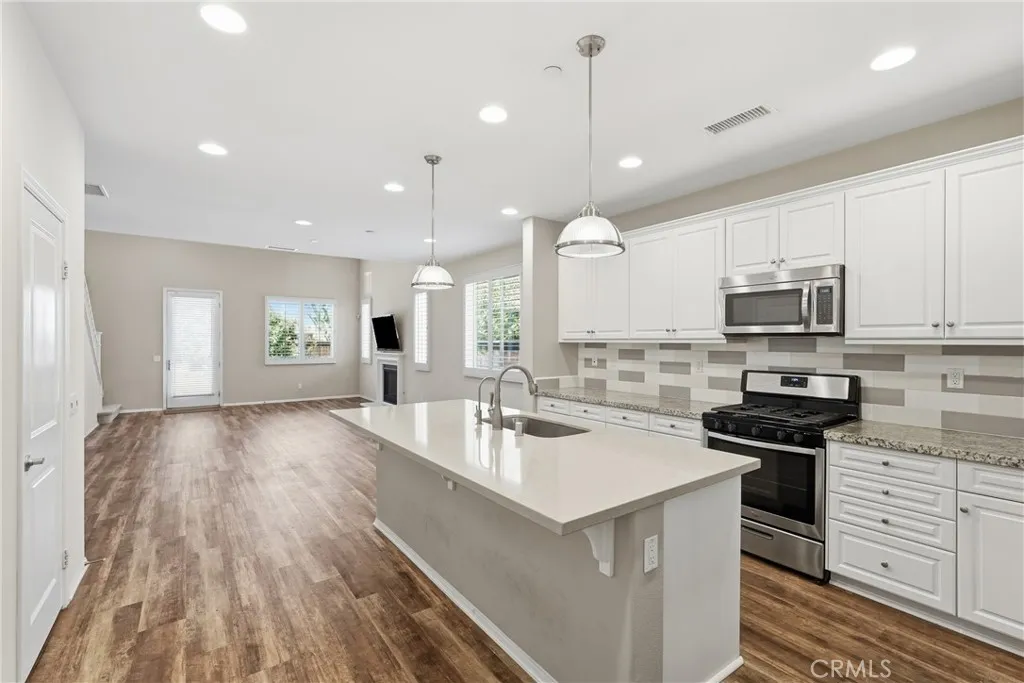 25377 Temescal Valley Lane, Corona, CA 92883 - Photo 5 of 62, Corona, CA
