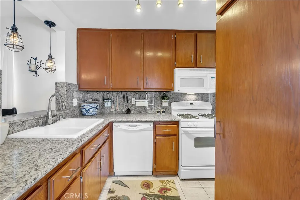 535 W 4th Unit 312, Long Beach, CA 90802 - Photo 5 of 25, Long Beach, CA
