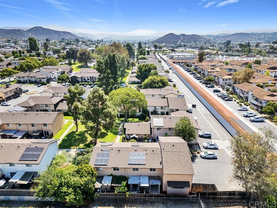 https://cdn.realtyfeed.com/cdn/127/306752760/0a0c7c2570bf6d63768f396620aafafa.webp