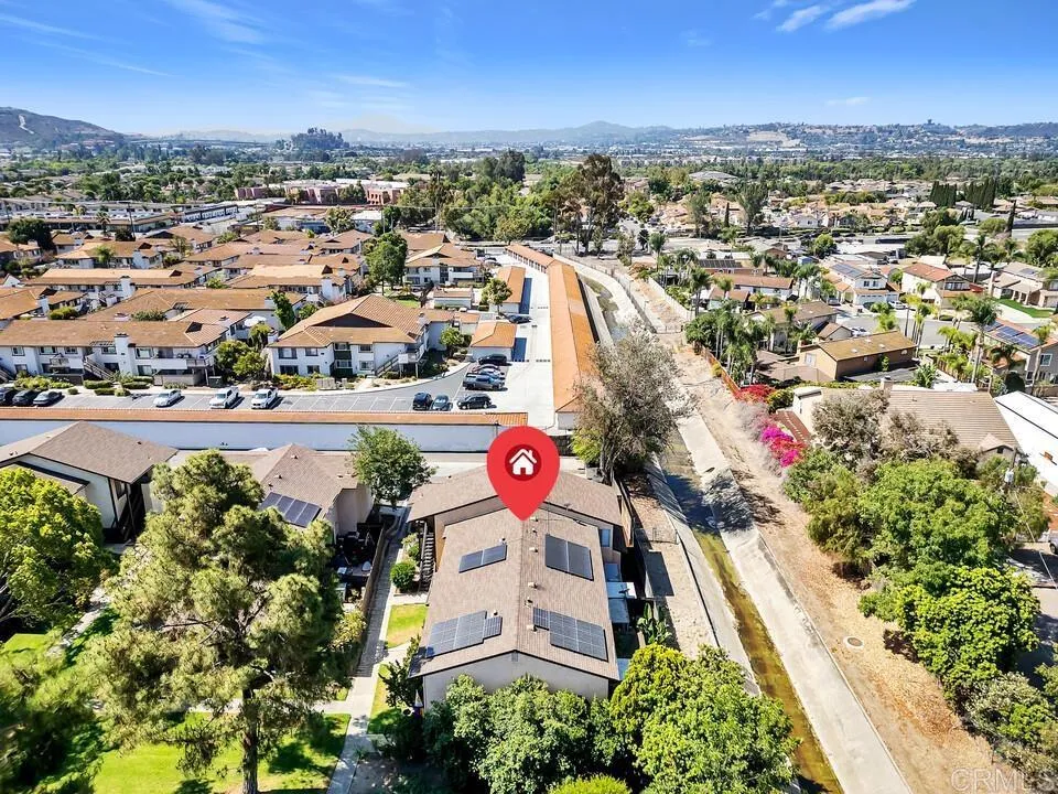 https://cdn.realtyfeed.com/cdn/127/306752760/e7b8355bfbf648f39c250bacc259bd25.webp