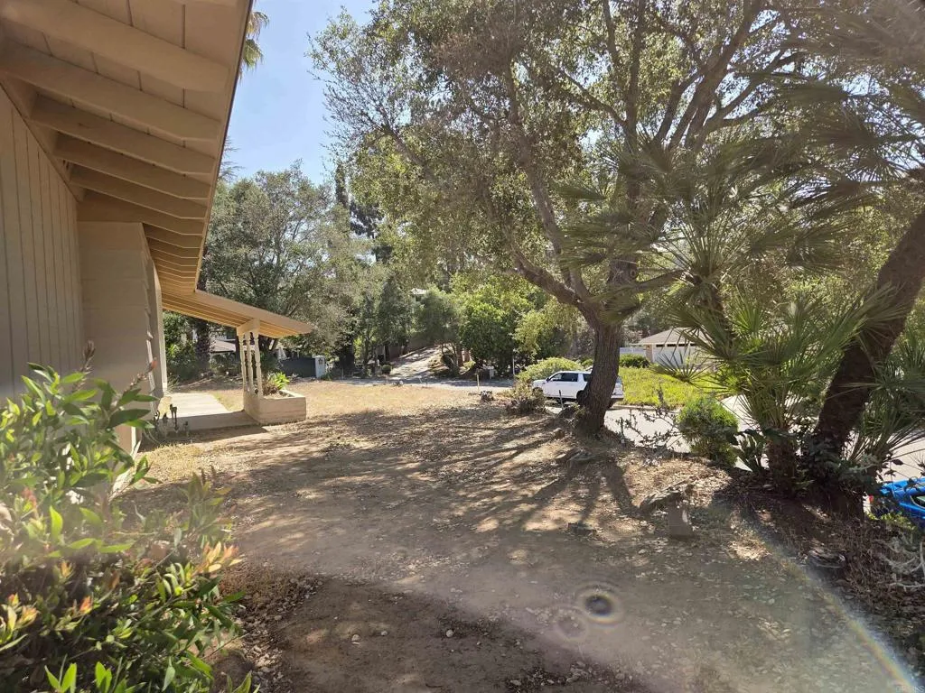 https://cdn.realtyfeed.com/cdn/127/306752761/56959153312eeaf9fef89d4722c46eee.webp