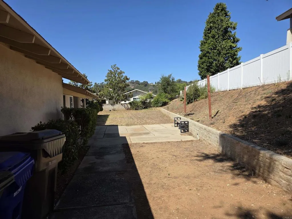 https://cdn.realtyfeed.com/cdn/127/306752761/d6c484f4afc0f84a15edfb8e9fcb62a8.webp