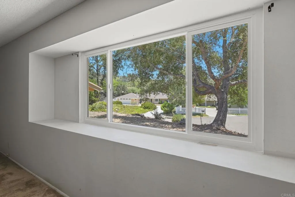 https://cdn.realtyfeed.com/cdn/127/306752761/df4504eecd2b7916f7bf89150e7f0532.webp