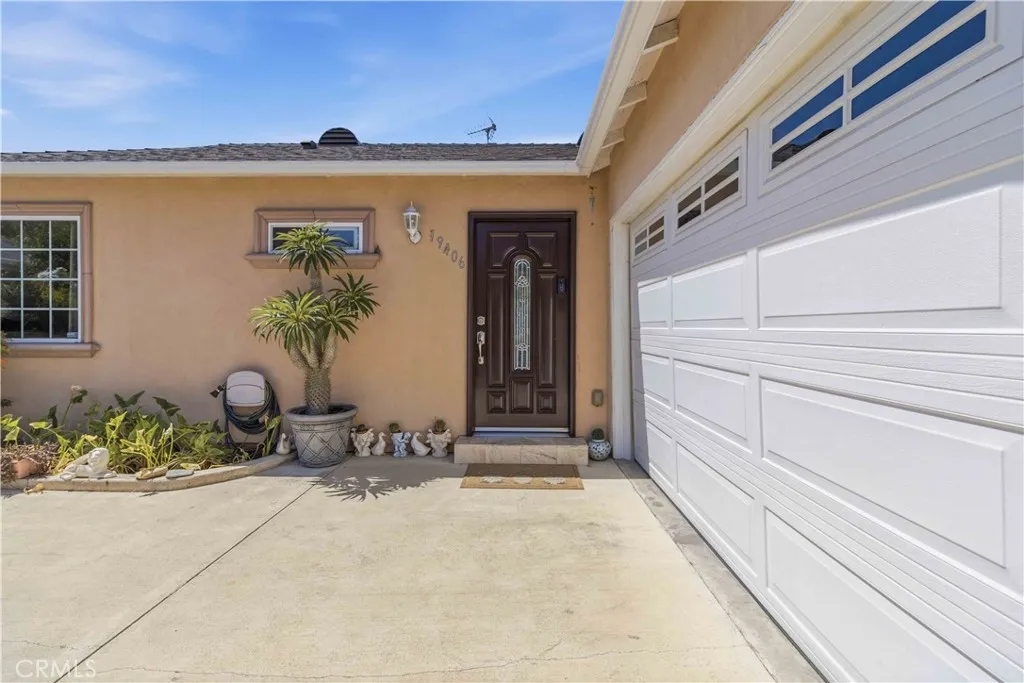19406 Enadia, Reseda, CA 91335 - Photo 3 of 34, Reseda, CA