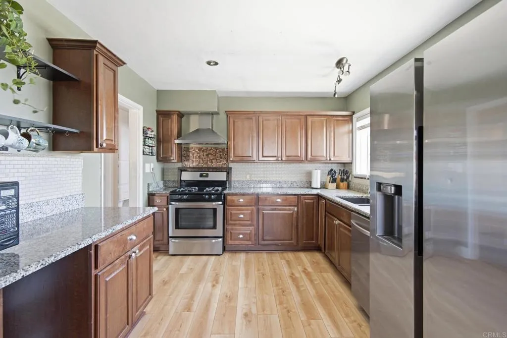 https://cdn.realtyfeed.com/cdn/127/306752793/59d9125e81731803d9e90d7440b8d551.webp