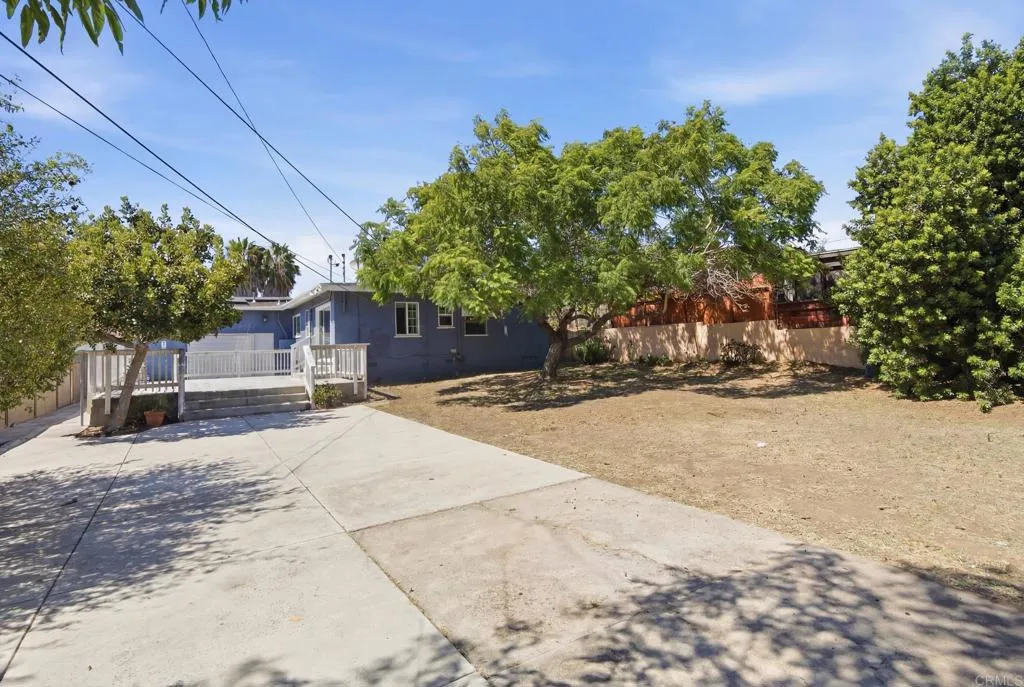 https://cdn.realtyfeed.com/cdn/127/306752793/69bc3181a9495229e41955803fc21999.webp