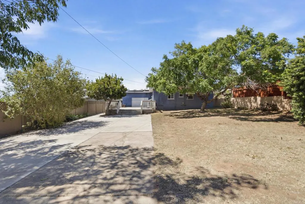 https://cdn.realtyfeed.com/cdn/127/306752793/72fb19d032d5a32b86d70a59698e7406.webp