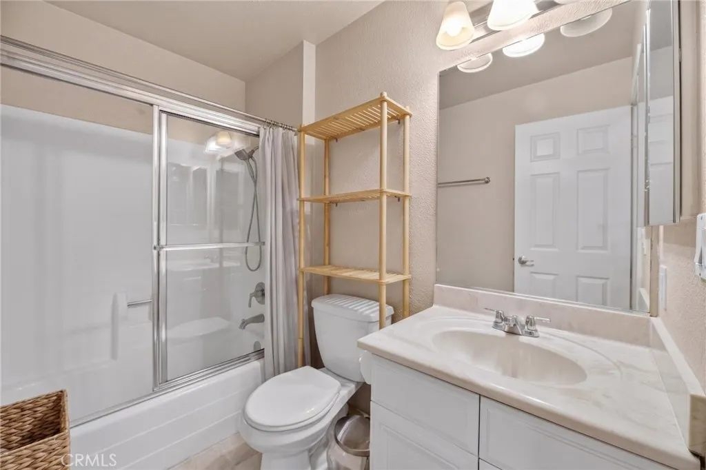 https://cdn.realtyfeed.com/cdn/127/306752796/6f50a8965e454de099208944bd652110.webp
