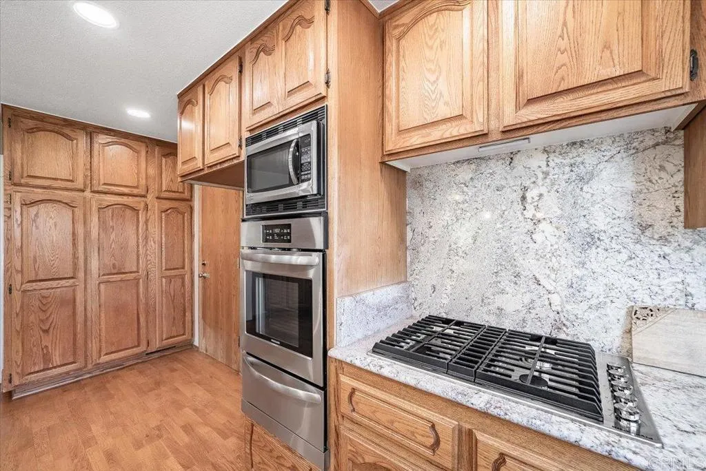 https://cdn.realtyfeed.com/cdn/127/306752831/0406838e0fb12d8fd56d5c79f83b922f.webp