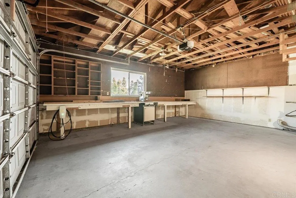 https://cdn.realtyfeed.com/cdn/127/306752831/a57b7293115b46d89fca15479ac6a70d.webp