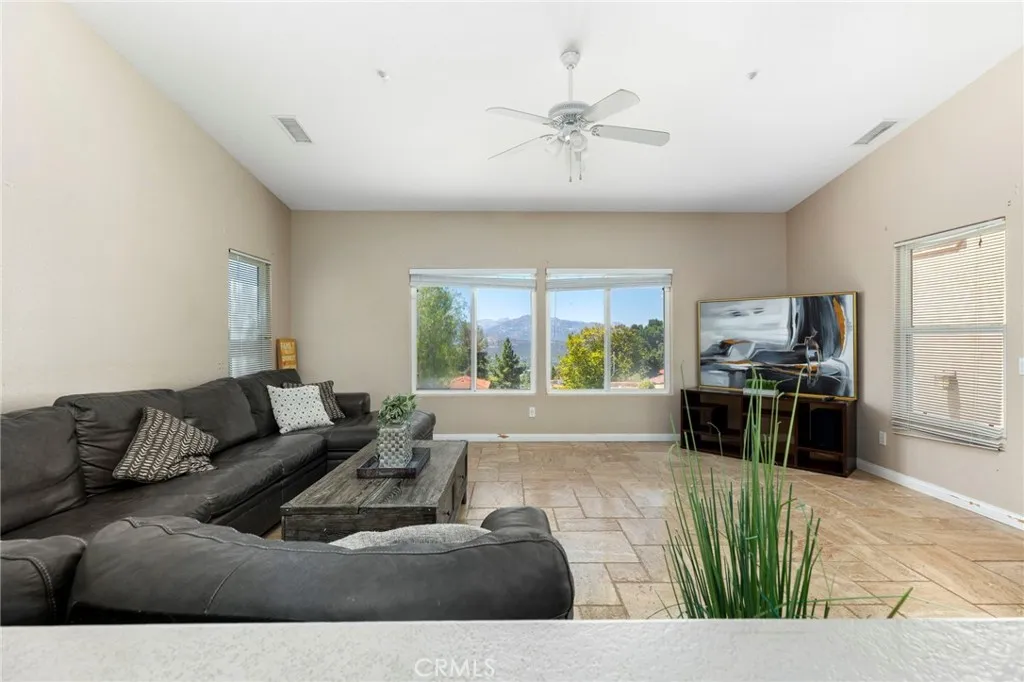 24384 Rutherford, Ramona, CA 92065 - Photo 5 of 39, Ramona, CA