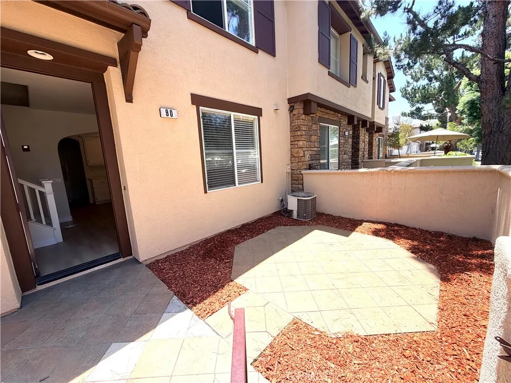 90 Topaz, Irvine, CA 92602 - Photo 3 of 3, Irvine, CA