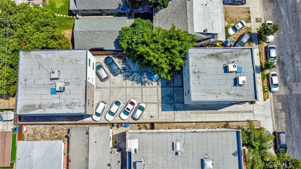 715 W 47th Street, Los Angeles, CA 90037 - Photo 3 of 5, Los Angeles, CA