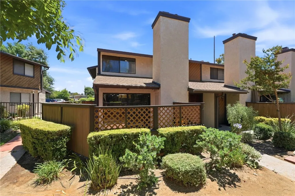18223 Soledad Canyon Road Unit 49, Canyon Country, CA 91387 - Photo 2 of 25, Canyon Country, CA