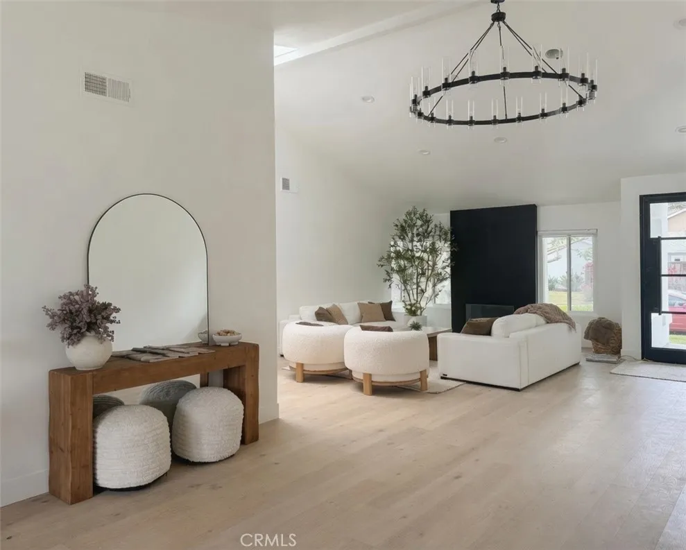 https://cdn.realtyfeed.com/cdn/127/306752892/e5fd379821fec405ca5149ea7e883881.webp