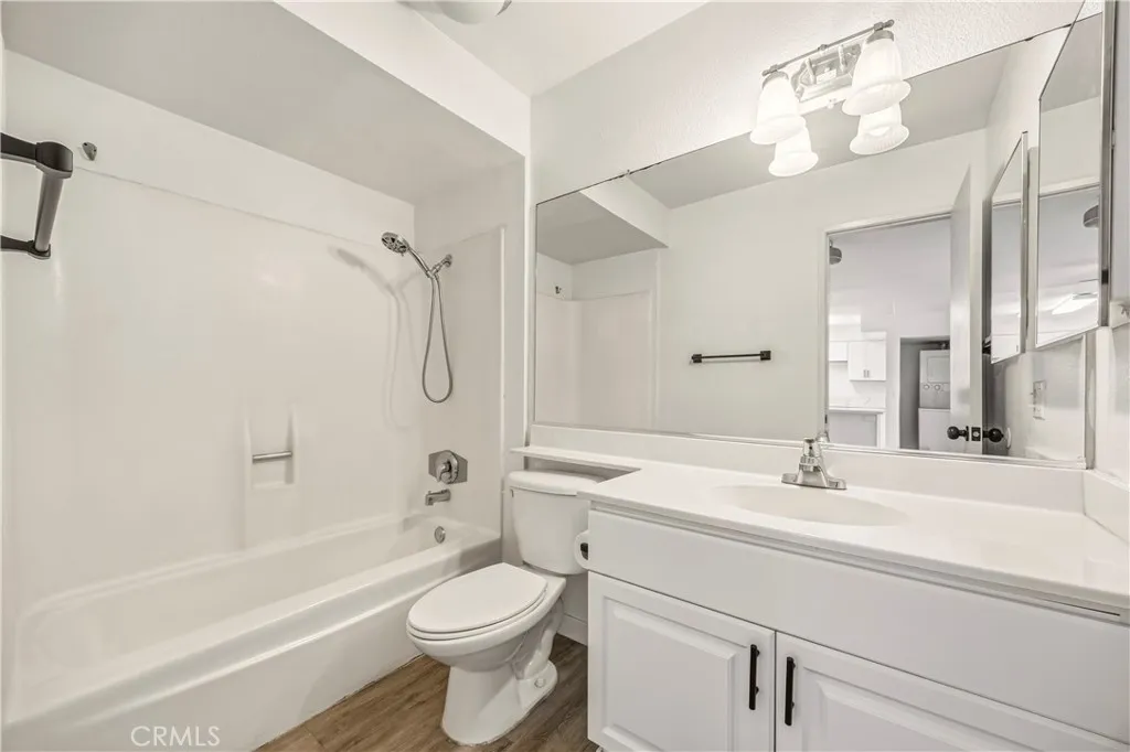 Photo #24: SW26136312 Listing: Photo #24
