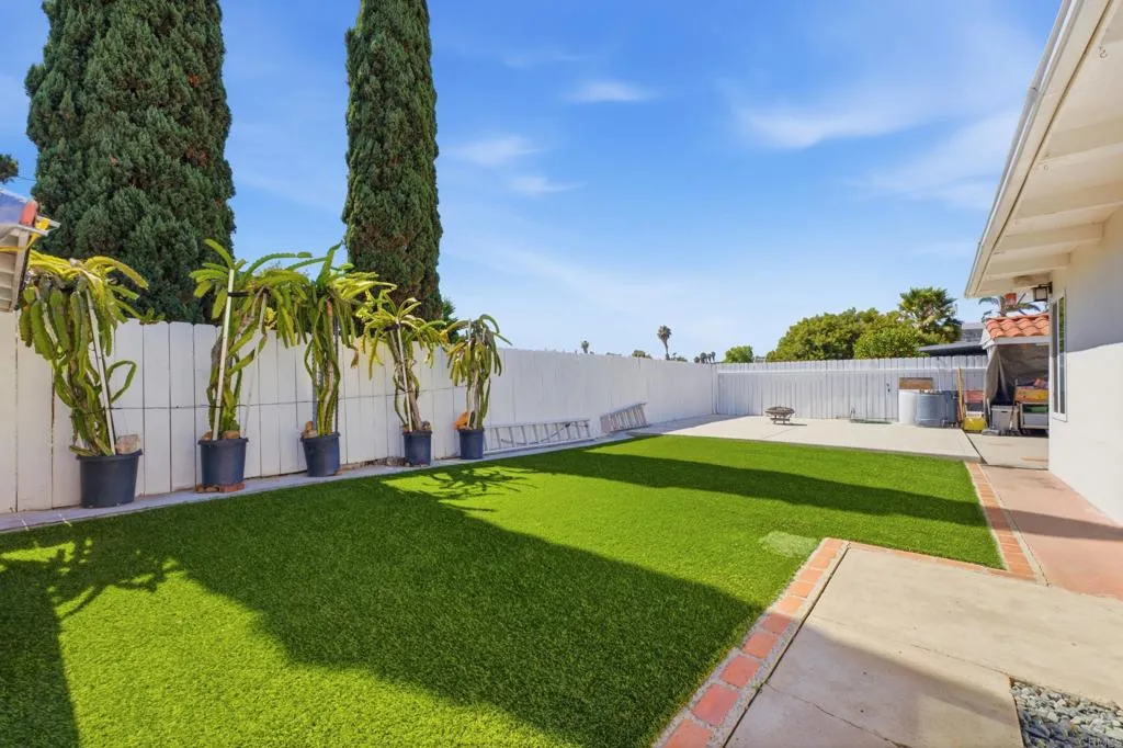 https://cdn.realtyfeed.com/cdn/127/306752912/c7fcb73a021fe89d07fd6dd496350fdf.webp