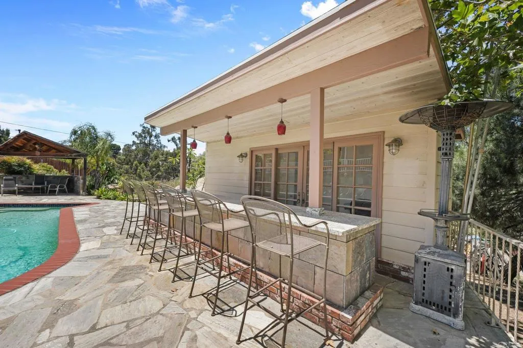 https://cdn.realtyfeed.com/cdn/127/306752915/0e21fa5d45d2cb004c7c2a5bb4ec5df2.webp