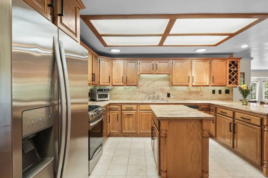 https://cdn.realtyfeed.com/cdn/127/306752915/1bc10bc2d52a0fc0fa1e20aa426a5adc.webp