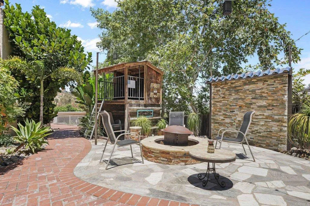 https://cdn.realtyfeed.com/cdn/127/306752915/84d816b7cbc3dfcf59c2adc848a6064b.webp