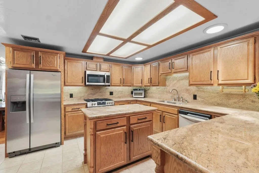 https://cdn.realtyfeed.com/cdn/127/306752915/d65054002591396e425271785d94dddd.webp
