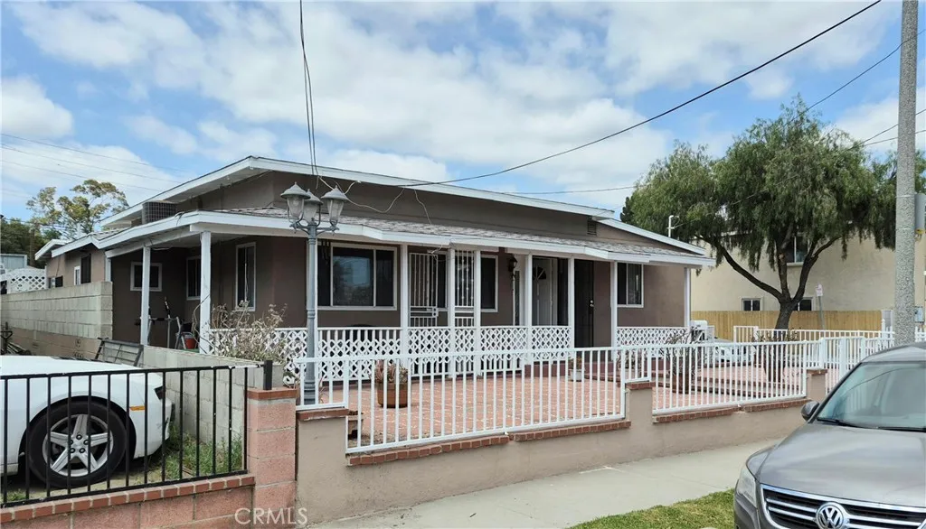 3661 Seabright Avenue, Long Beach, CA 90810 - Photo 3 of 38, Long Beach, CA