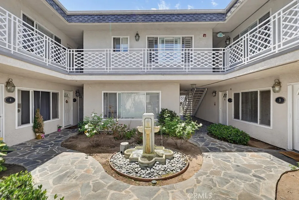1720 Newport, Long Beach, CA 90804 - Photo 5 of 43, Long Beach, CA