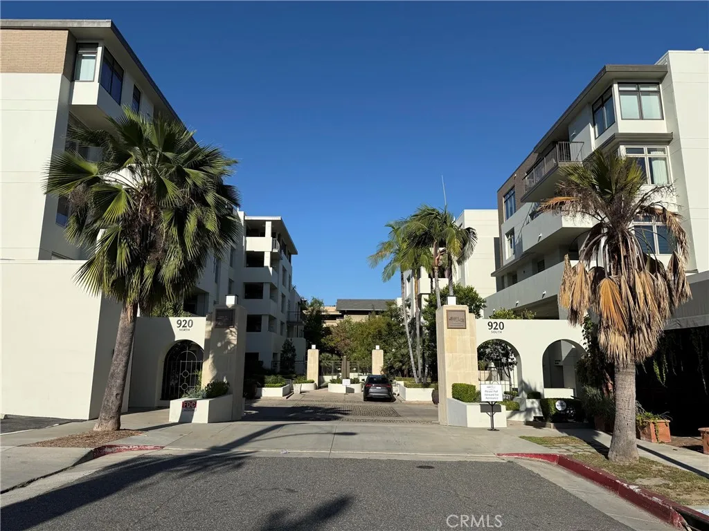 920 Granite Drive, Pasadena, CA 91101 - Main photo, Pasadena, CA