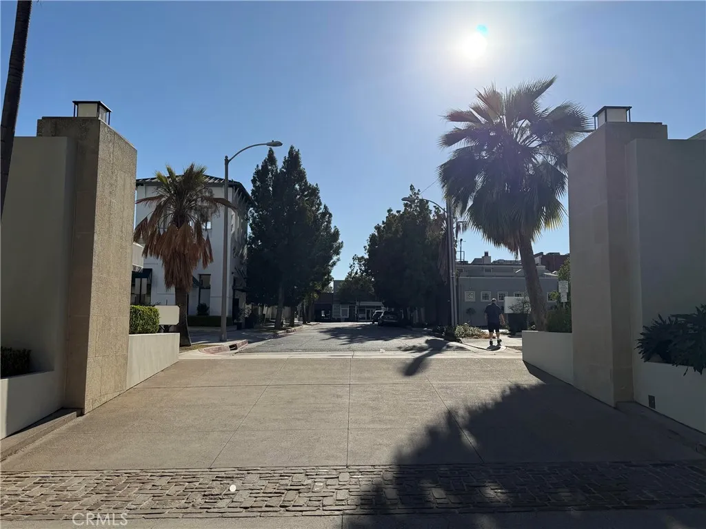 920 Granite Drive, Pasadena, CA 91101 - Photo 4 of 28, Pasadena, CA
